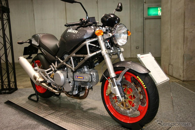 【東京モーターサイクルショー05】ドゥカティ 写真蔵…イタリアンレッド
