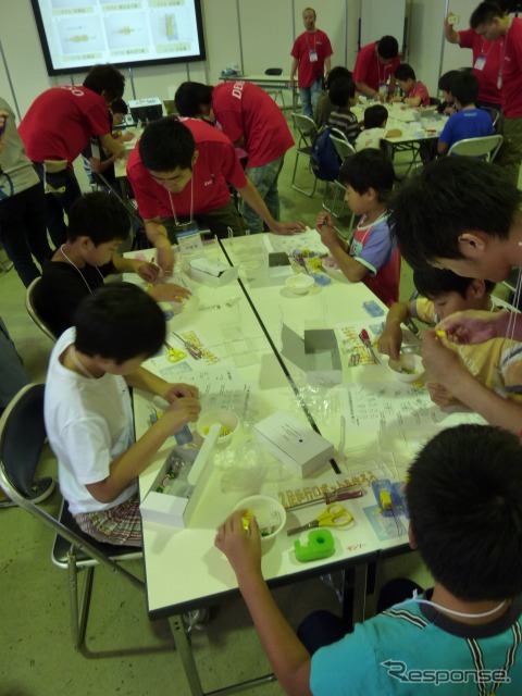 キッズエンジニア2013 デンソーブース
