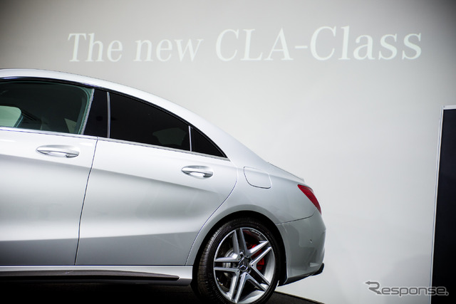 メルセデス・ベンツ CLA A 45 AMG 4MATIC