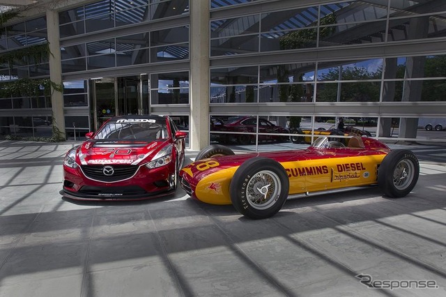 新型マツダアテンザの「SKYACTIV-Dクリーンディーゼル」レーサーと1952年のカミンズ・ディーゼル・スペシャル