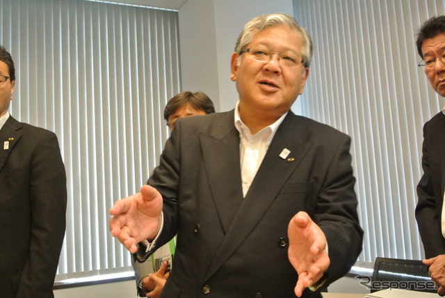 日野自動車 鈴木敏也専務