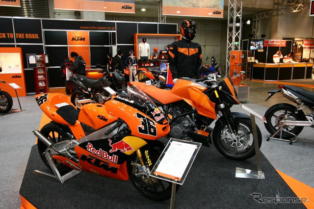【東京モーターサイクルショー05】KTM のオレンジ写真蔵