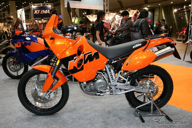 【東京モーターサイクルショー05】KTM のオレンジ写真蔵