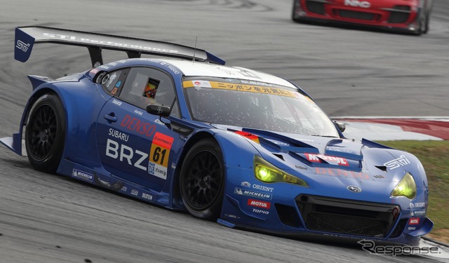なかなか表彰台に立てないスバルBRZ。写真:SUBARU/STI(セパン戦)