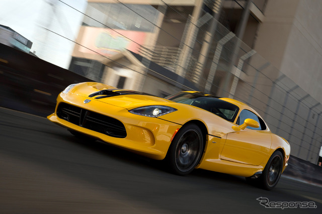 SRT バイパー GTS