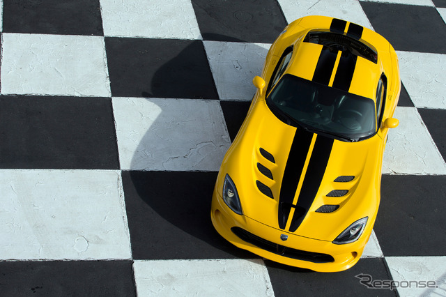 SRT バイパー GTS