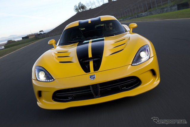 SRT バイパー GTS