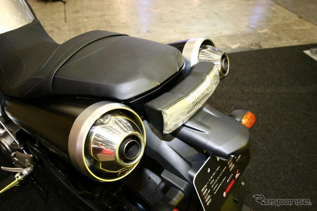 【東京モーターサイクルショー05】ジャパニーズVツイン、ヤマハ MT-01 写真蔵