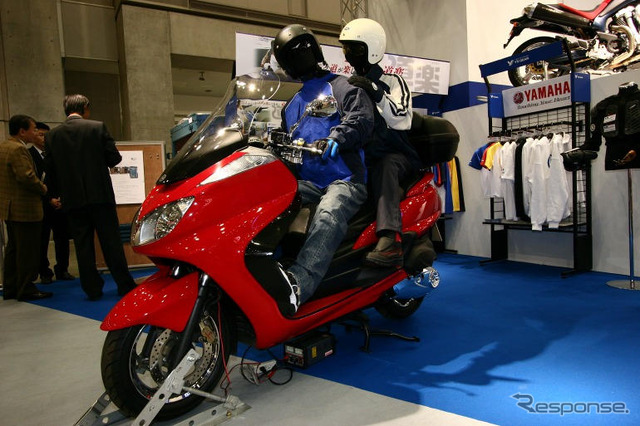 【東京モーターサイクルショー05】ヤマハブース写真蔵