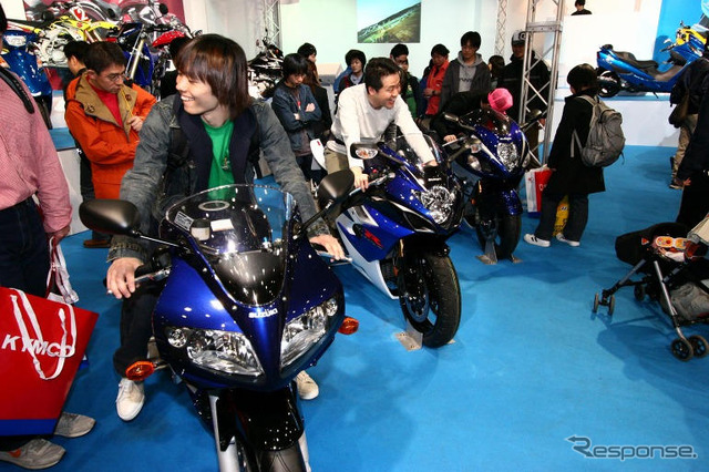 【東京モーターサイクルショー05】ヤマハブース写真蔵