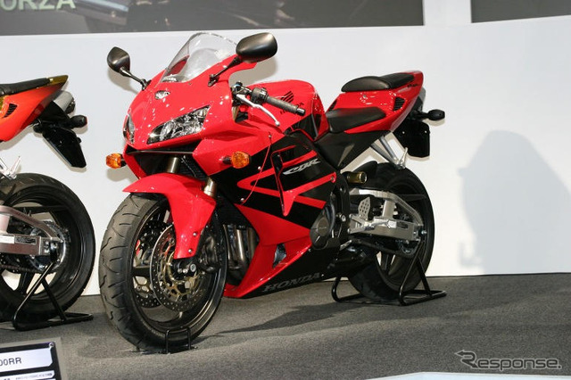 【東京モーターサイクルショー05】ホンダブース写真蔵