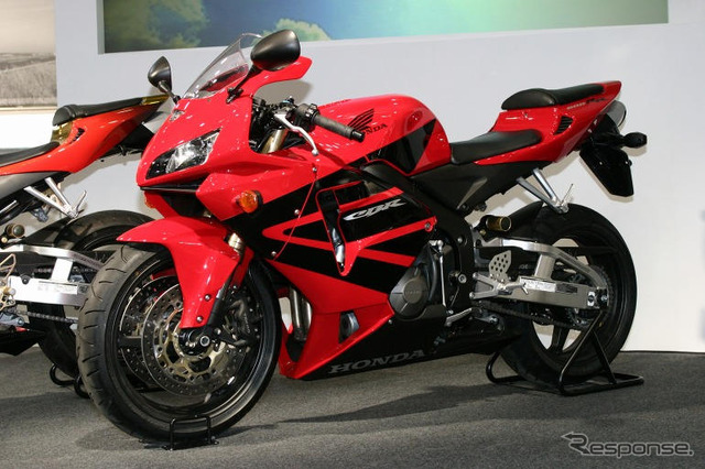 【東京モーターサイクルショー05】ホンダブース写真蔵