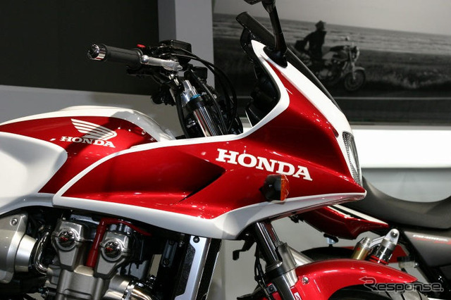 【東京モーターサイクルショー05】ホンダブース写真蔵