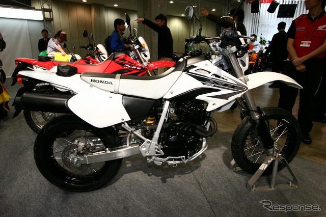 【東京モーターサイクルショー05】ホンダブース写真蔵