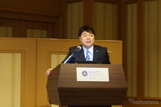 ベスパ 946 発表会