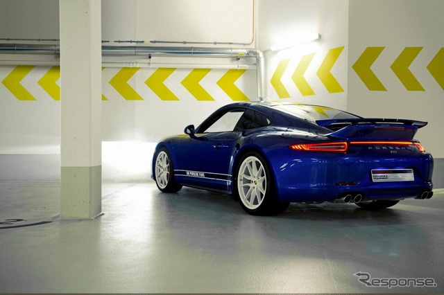 ポルシェ 911のFacebookファン仕様