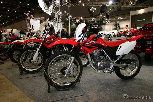 【東京モーターサイクルショー05】バイクナビの提案も…ホンダ写真蔵