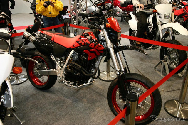 【東京モーターサイクルショー05】バイクナビの提案も…ホンダ写真蔵