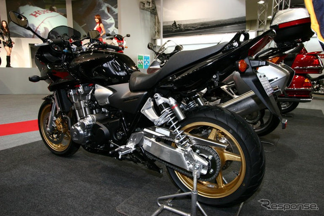 【東京モーターサイクルショー05】バイクナビの提案も…ホンダ写真蔵