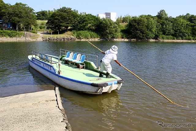 西岸から離岸し女子高生の待つ東岸へ