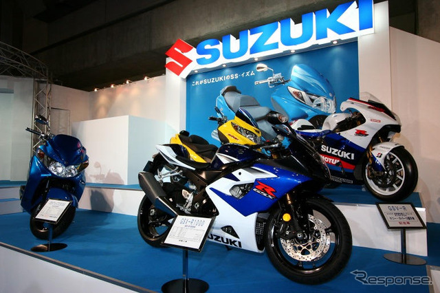 【東京モーターサイクルショー05】写真蔵…スズキ カスタム