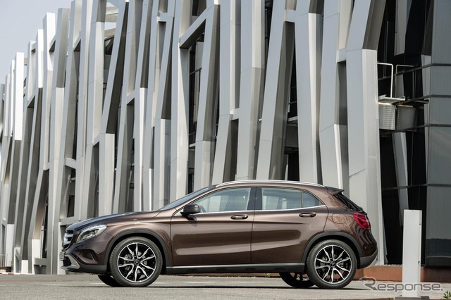 メルセデスベンツ GLA
