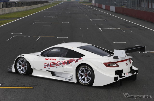 ホンダNSXの後姿。写真:Honda