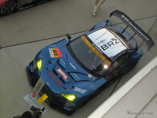 GT300初優勝のスバルBRZ。
