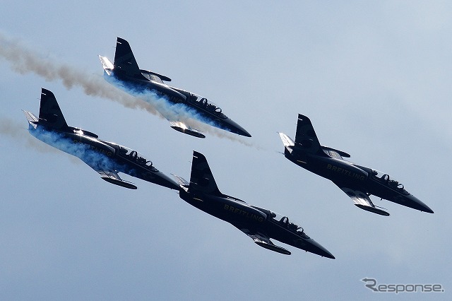 ふくしまスカイパーク上空てフルショーを行ったブライトリング・ジェットチーム。これは2日目(8月8日)のもの。初日とはメニューを若干変えて実施した。