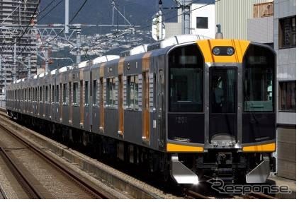 阪神電鉄の1000系。今年の「はんしんまつり」は初めて尼崎車庫での開催となる