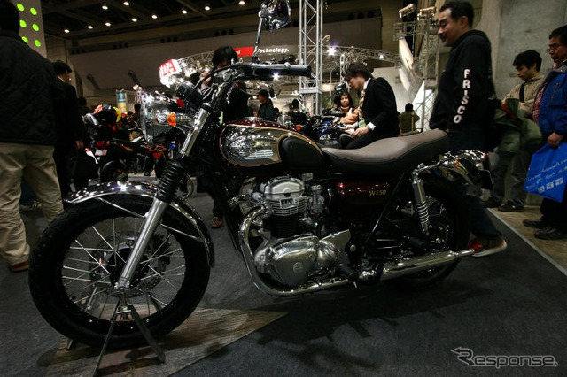 【東京モーターサイクルショー05】WGPでも活躍! カワサキ写真蔵