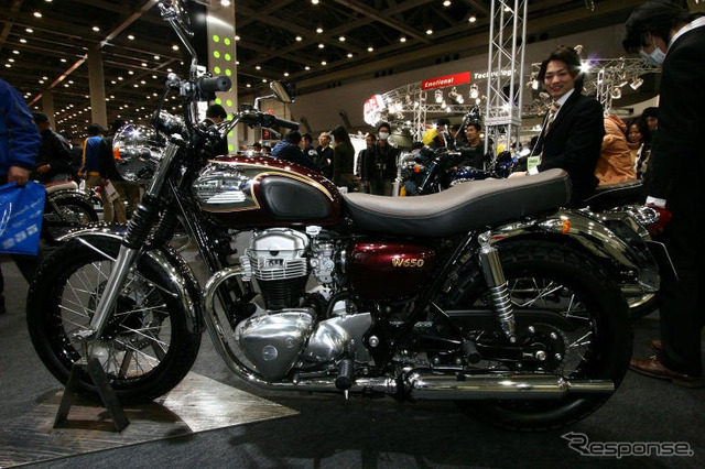 【東京モーターサイクルショー05】WGPでも活躍! カワサキ写真蔵