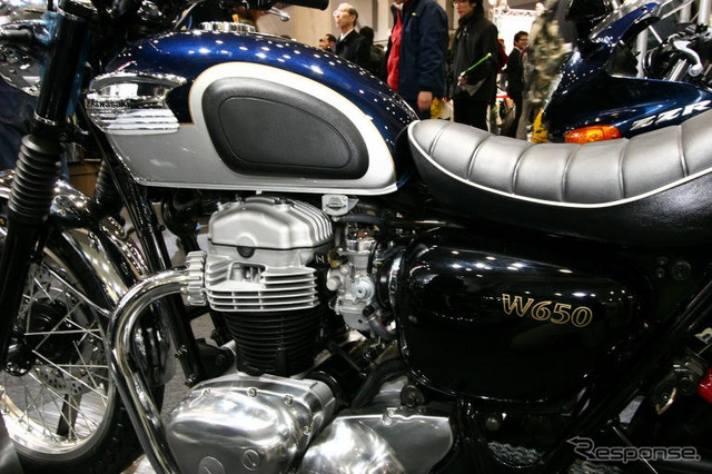 【東京モーターサイクルショー05】WGPでも活躍! カワサキ写真蔵