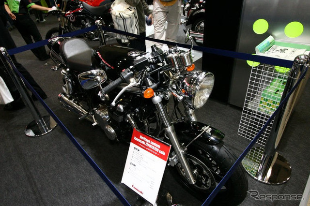【東京モーターサイクルショー05】WGPでも活躍! カワサキ写真蔵