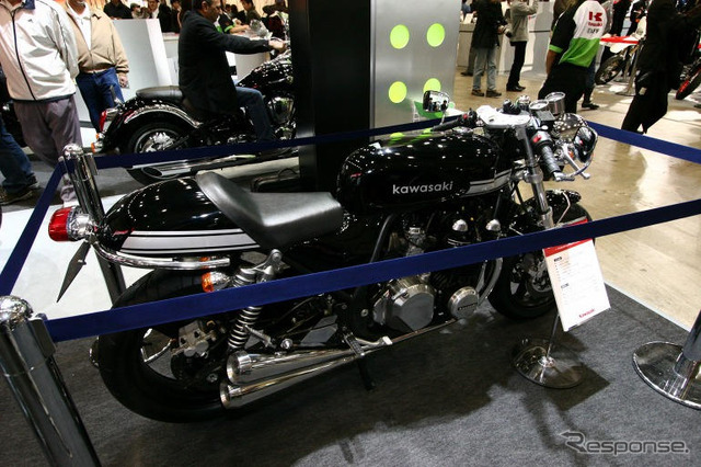 【東京モーターサイクルショー05】WGPでも活躍! カワサキ写真蔵