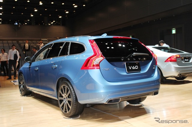 ボルボ V60