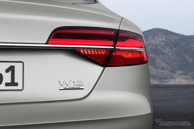 アウディ A8L W12クワトロ