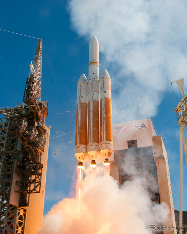 世界最大のロケット デルタ4ヘビー 打ち上げに成功