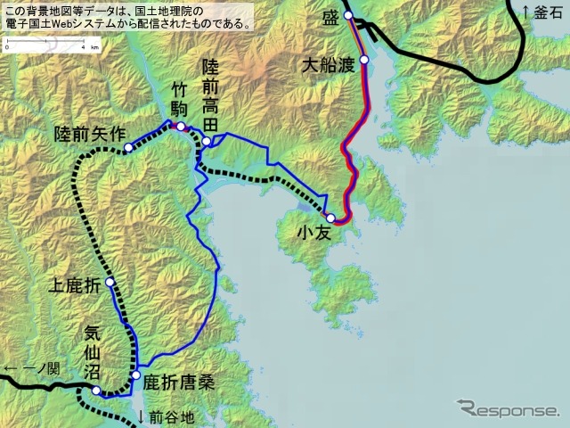 大船渡線BRT（青）のルート。現在の専用道は小友駅付近と大船渡～盛間（オレンジ）だけだが、9月28日から小友～大船渡間と竹駒駅付近（赤）でも専用道の使用を開始する。