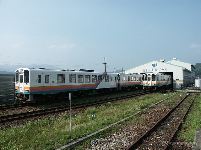 車両基地がある終点の荒砥駅。ミニSLの運転などが行われる。