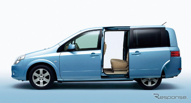 4月新車販売、今年初のプラスに
