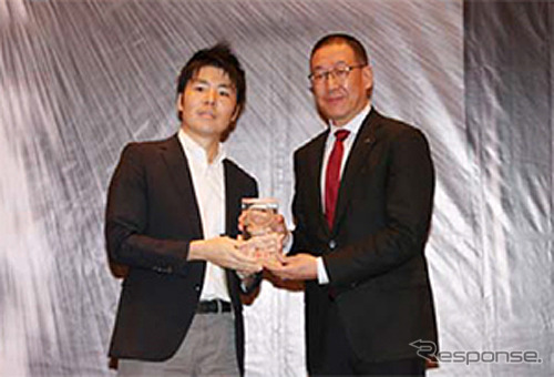 TIRE OF THE YEAR 2013（表彰式）