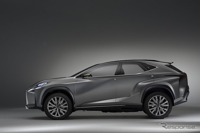レクサス LF-NX