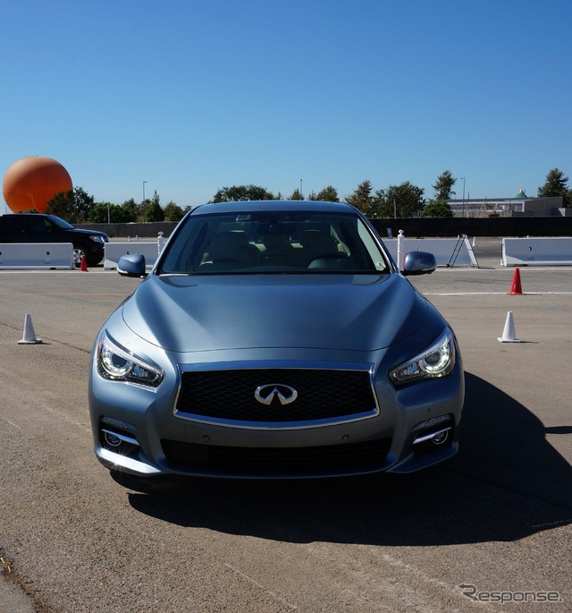 インフィニティ Q50 ハイブリッド（日産360）