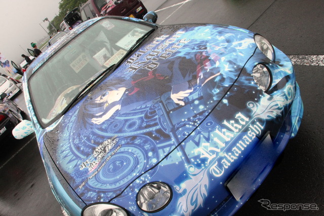 あうとさろーねFSW痛車