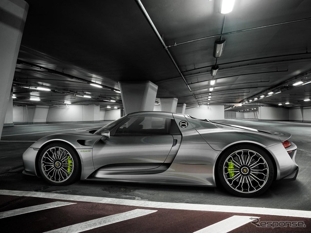 ポルシェ 918スパイダー の量産モデル