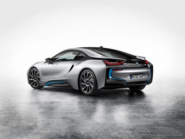 BMW i8の市販モデル