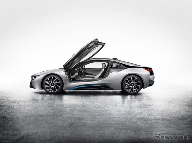 BMW i8の市販モデル