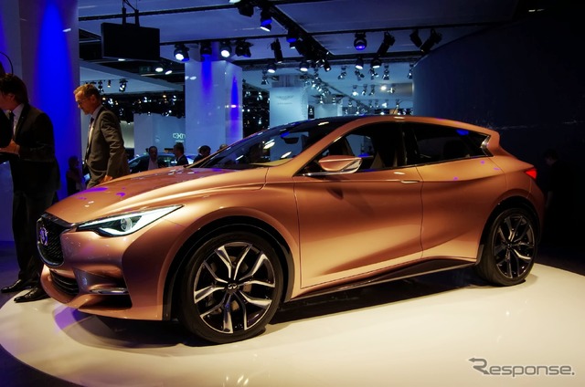 インフィニティ Q30(フランクフルトモーターショー13)