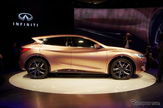 インフィニティ Q30(フランクフルトモーターショー13)